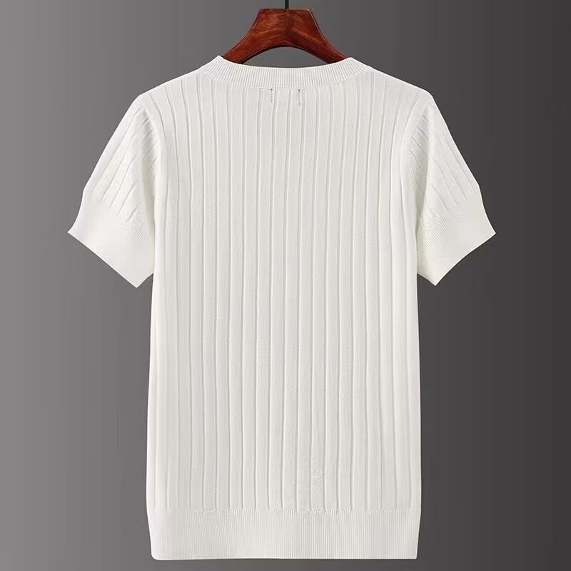 Men's Metro V-Neck Pleat Tee